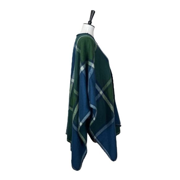 Woolrich Cape Cardigan Blanket Wrap Shawl Blue Green Plaid Women’s One Size - Picture 4 of 13